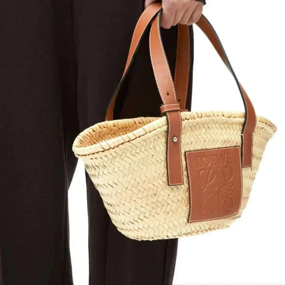 Loewe  SMALL RAFFIA Tote in Tan - Picture 4 of 15